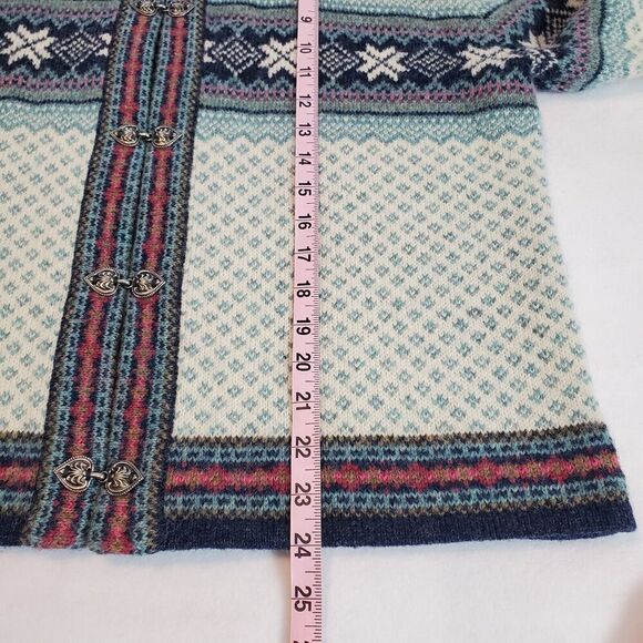 Eagles Eye Wool Sweater Size S Nordic Pewter Clasp Snowflake Fair Isle Blue - Picture 5 of 6